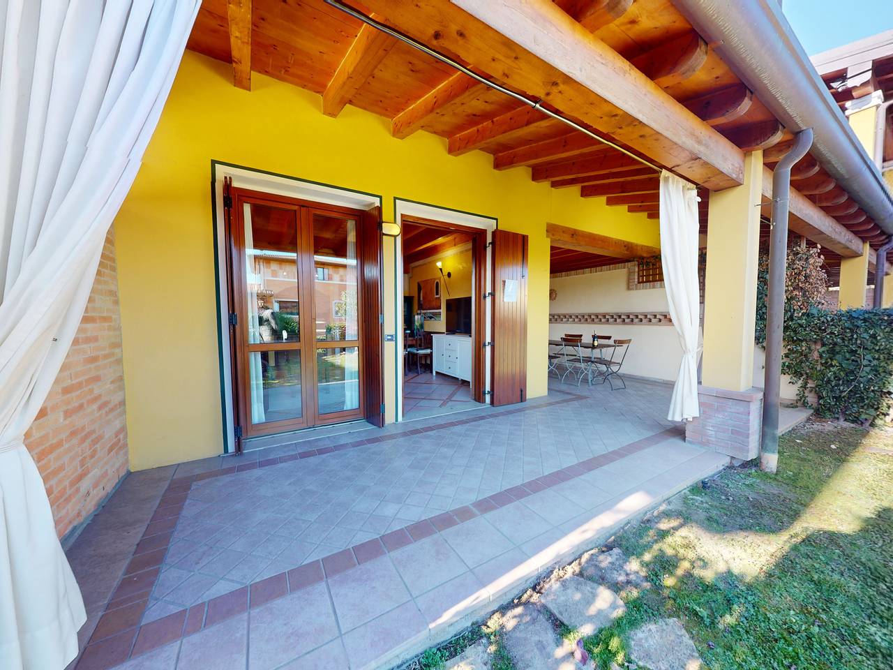 Ganze Wohnung, Garda Pleasure By Bookinggardalake in Padenghe sul Garda, Gardasee-Berge