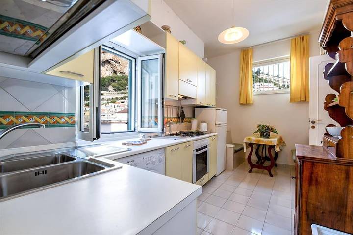 Ferienwohnung für 6 Personen, mit Balkon/Terrasse in Amalfi - 2