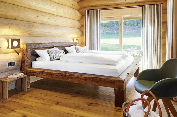 Ferienhaus für 8 Personen, mit Sauna und Garten sowie Whirlpool und Pool, mit Haustier in Markgraeflerland - 2