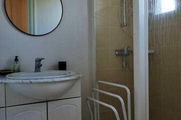 Location De Vacances pour 5 Personnes dans Murol, Région de Besse-et-Saint-Anastaise, Photo 4