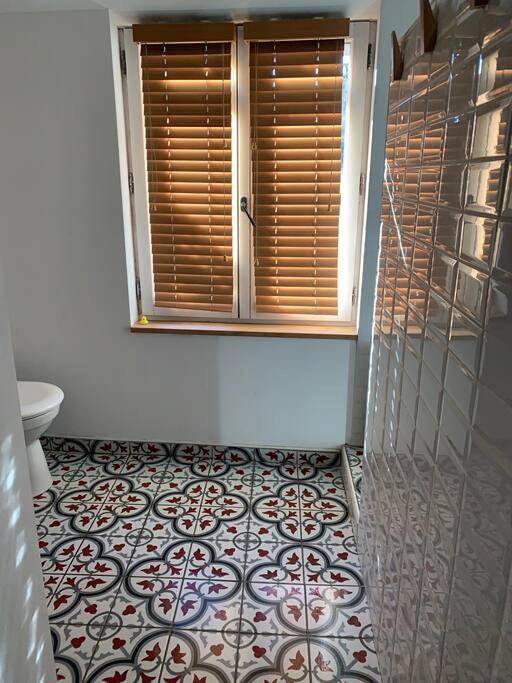 Location de vacances pour 2 personnes, avec terrasse, animaux acceptés à Larnagol - 3