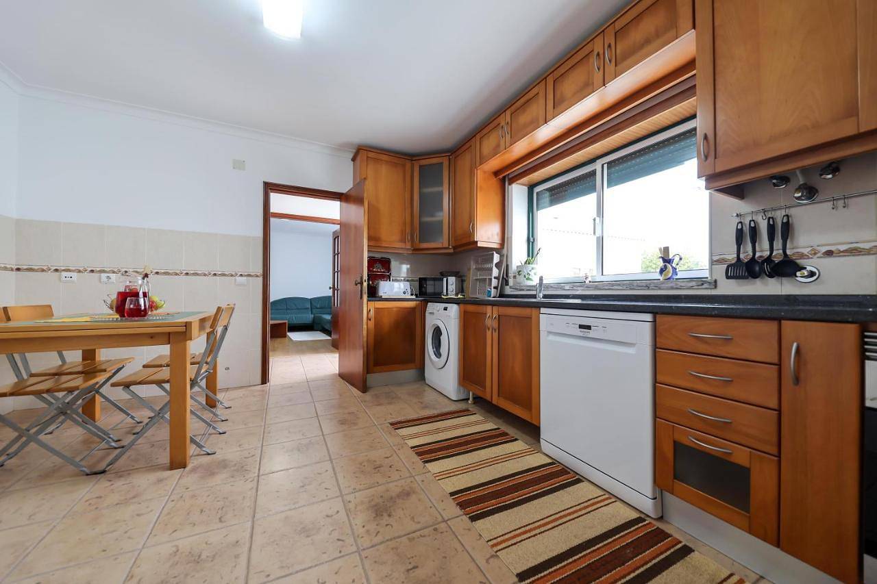 Casas com Amoras in Serra da Pescaria in Praia do Salgado, Famalicão