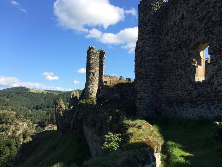 Location de vacances pour 6 personnes, avec vue et jardin à Arlempdes - 4