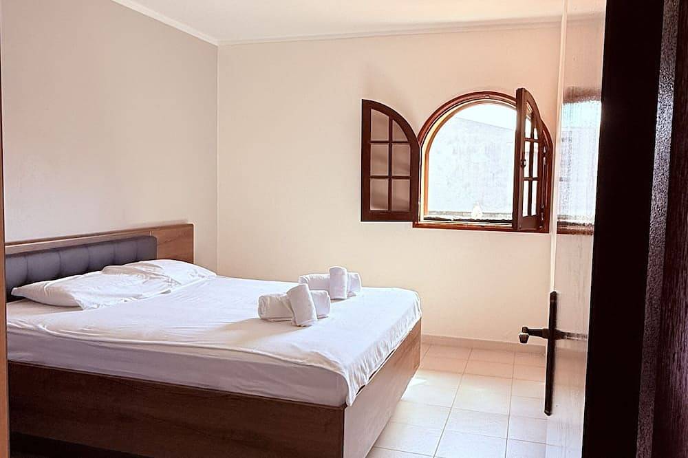House with garden and barbecue · Sleeps 6 · beach/estuary in Ria de Aveiro, Aveiro