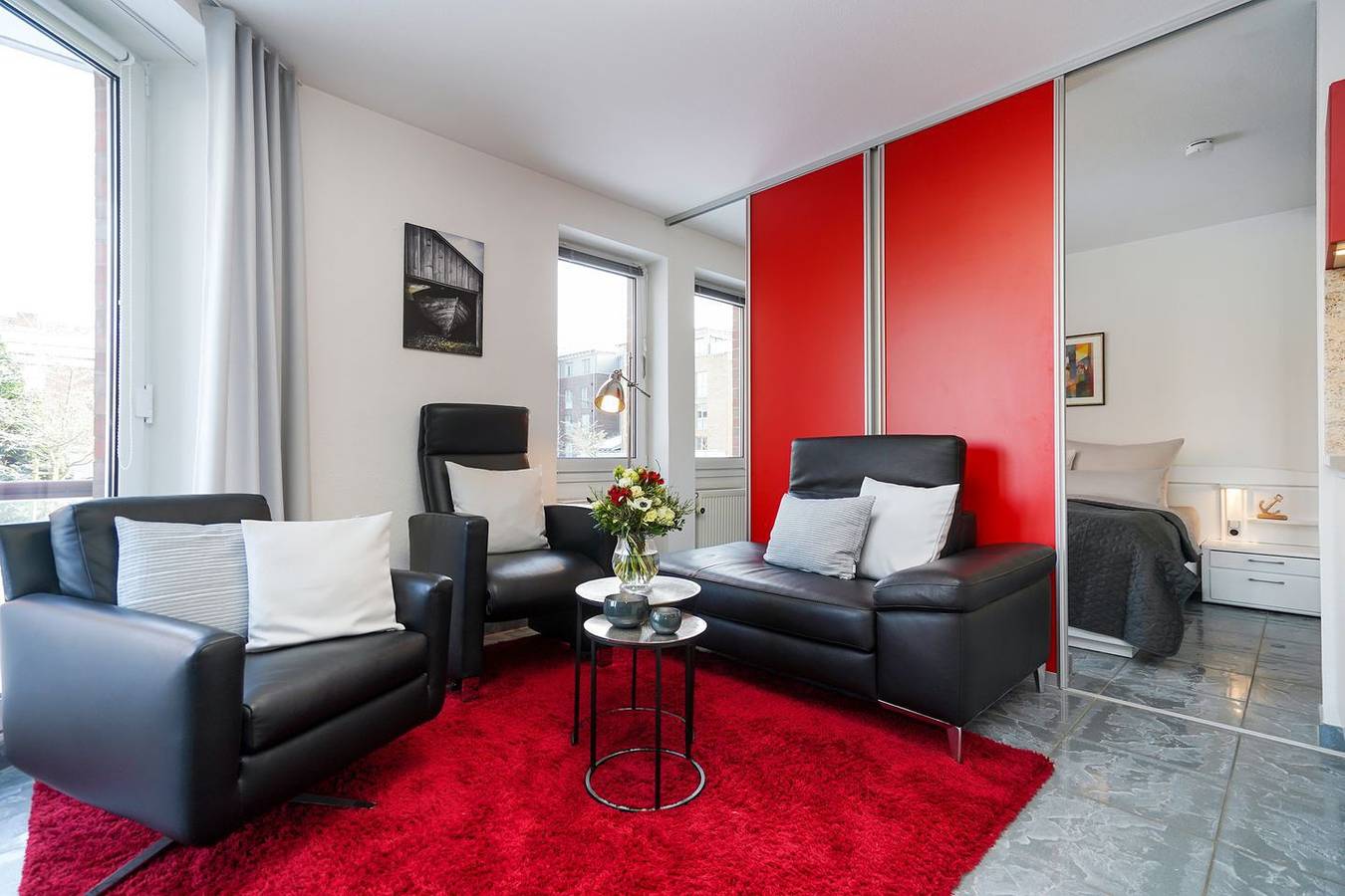 Ganze Wohnung, Komfortables Ferienapartment mit Balkon und moderner Ausstattung in Husum in Husum Hafen, Husum