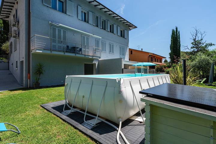 Geheel appartement, Appartement 'Virginia' met uitzicht op de bergen, gedeeld zwembad en wifi in Bientina, Provincie Pisa