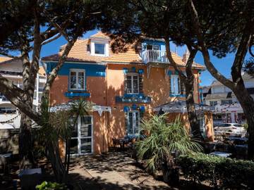Hôtel pour 3 personnes, avec terrasse et vue dans Plage des Rochelets