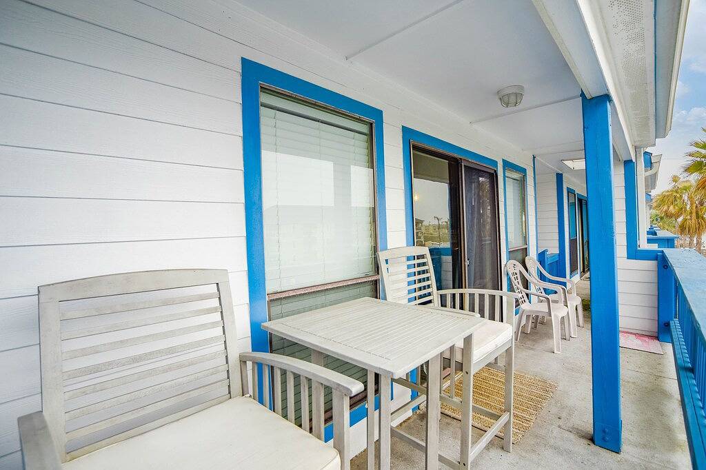 Beach Rental for 6 Guests in Corpus Christi, Texas Gulf Coast