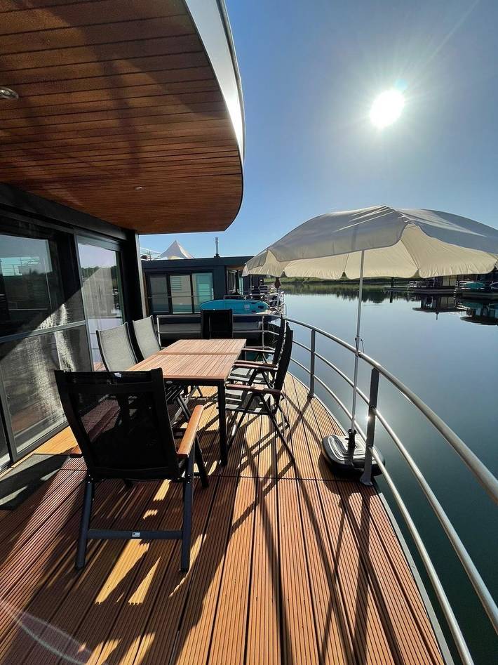 Ferienhaus für 6 Personen, mit Balkon am Bärwalder See