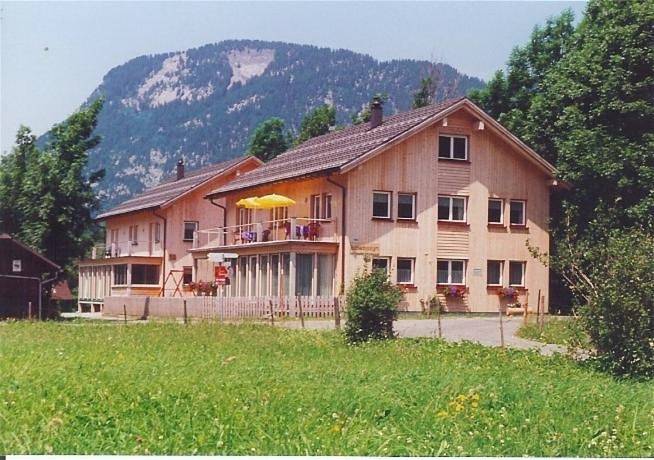 Ferienwohnung für 8 Personen, mit Terrasse und Sauna sowie Ausblick in Schoppernau