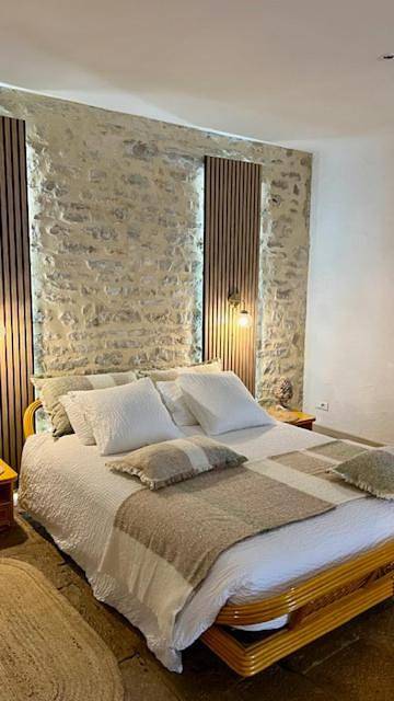 Location de vacances pour 2 personnes, avec piscine ainsi que vue et jardin à Meursault - 2