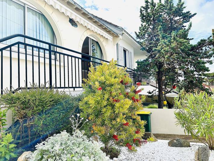 Acogedora Casa con Jardín Cerca de la Playa en La Baule in La Baule-Escoublac, Côte de Jade