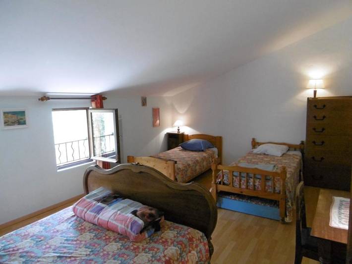 Location de vacances pour 6 personnes, avec jardin et piscine, adapté aux familles à Valaurie - 3