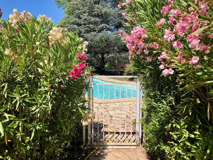 Location de vacances pour 7 personnes, avec jardin et terrasse, adapté aux familles à Cotignac - 3