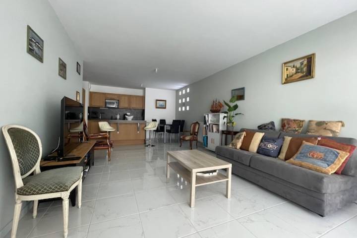 Gîte pour 6 personnes, avec balcon, adapté aux familles dans Aquarium de la Rochelle - 2