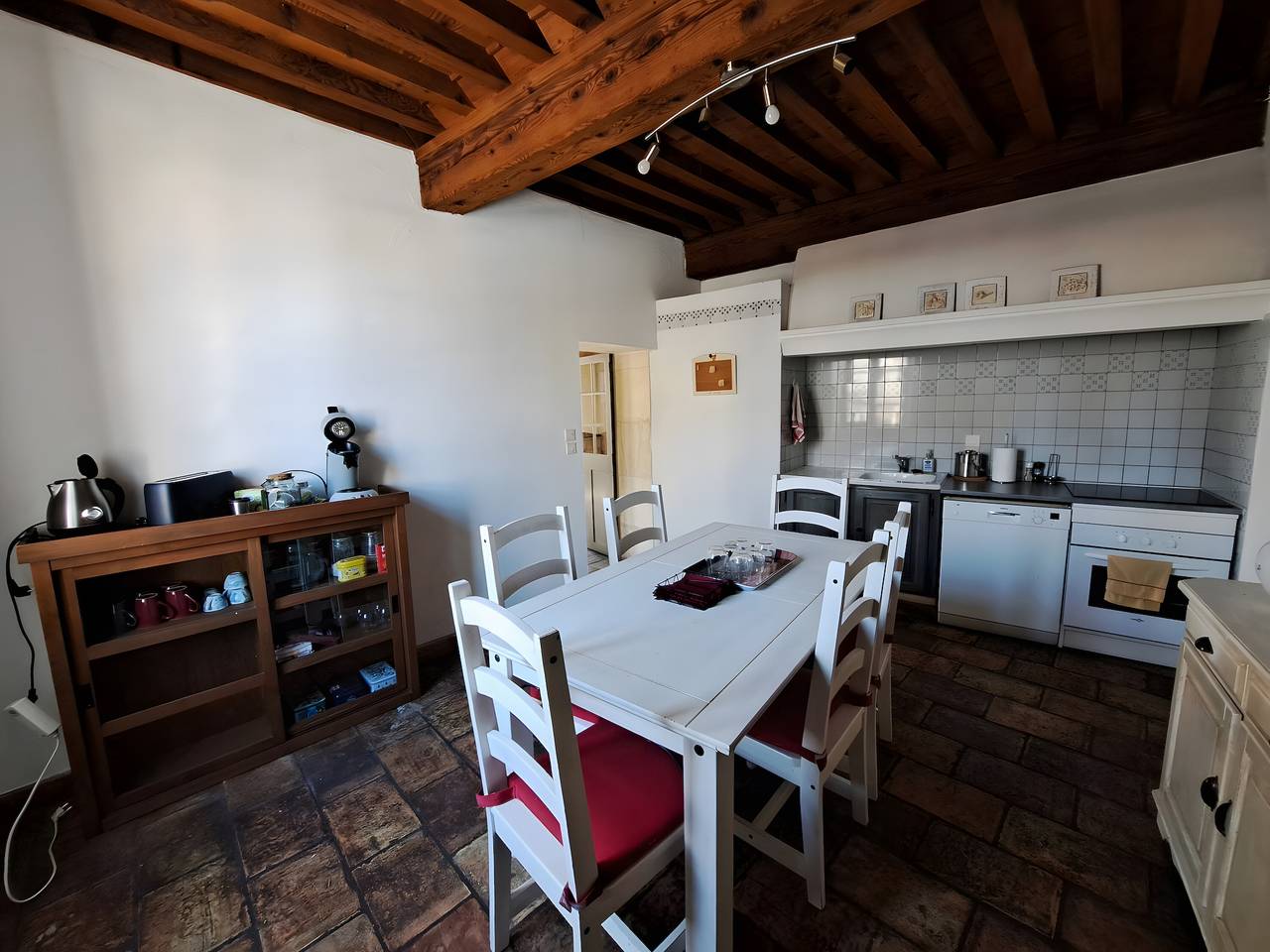 Holiday Home 'La Maison Des Bouissonne' with Wi-Fi in Maillane, Arles region