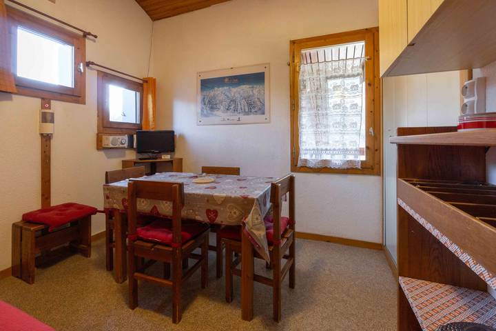Appartement entier, Appartement 'Appart Situ Au Pied Des Pistes' avec balcon in Bellentre, La Plagne-Tarentaise