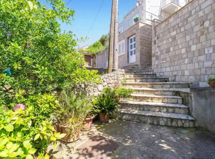 Ganze Wohnung, Ferienwohnung für 5 Personen mit Meerblick in Dubrovnik, Grad Dubrovnik