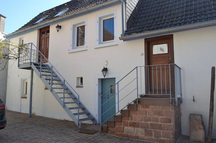 Ferienhaus für 10 Personen, mit Terrasse und Garten in Rhodt unter Rietburg