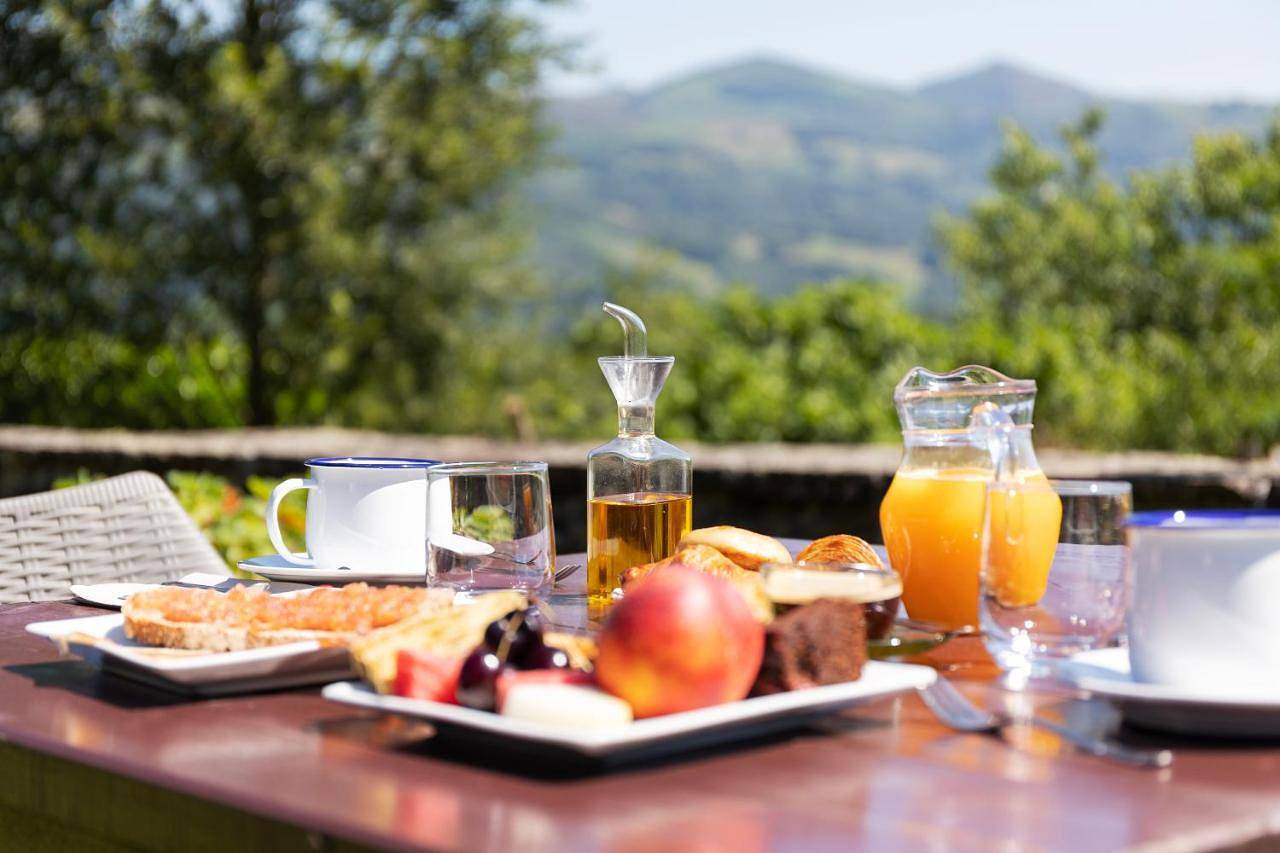 Casa Rural Zigako Etxezuria in Ziga, Baztán