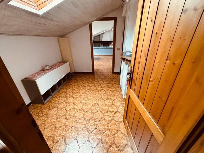 Location de vacances pour 5 personnes, avec balcon ainsi que jardin et vue à Gravellona Toce - 2