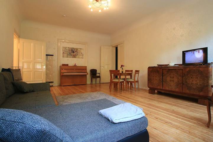 Villa für 4 Personen, mit Sauna und Pool sowie Garten, mit Haustier in Brandenburg