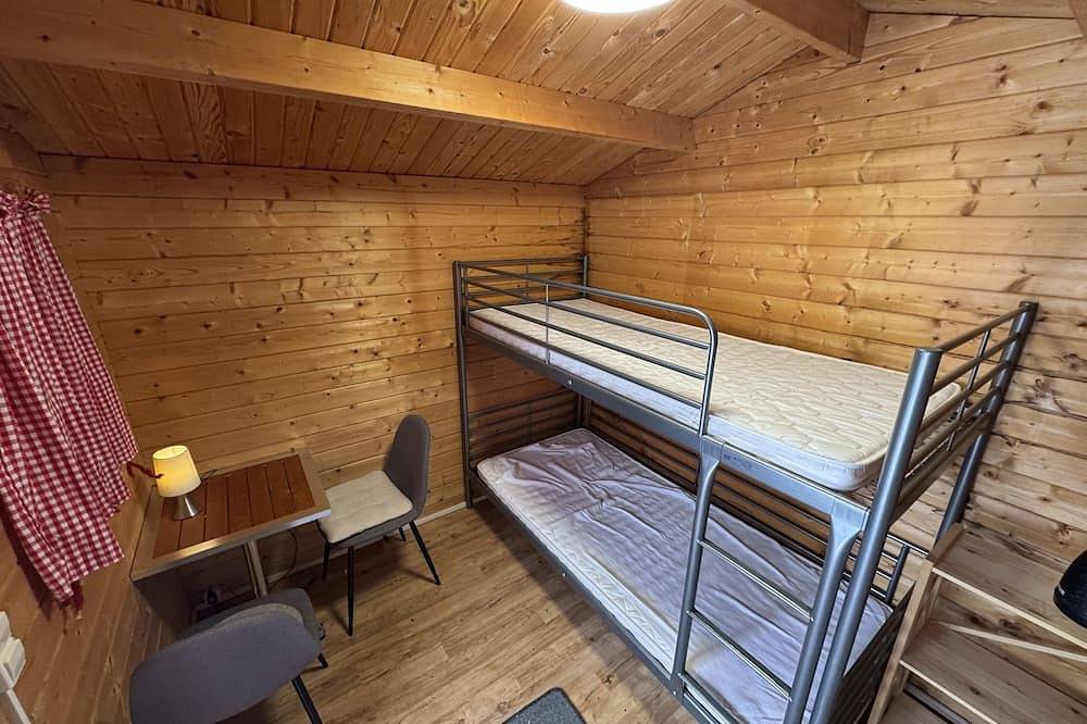 Ganze Wohnung, Die kleine Holzhütte direkt am See in Priepert, Mecklenburg-Strelitz