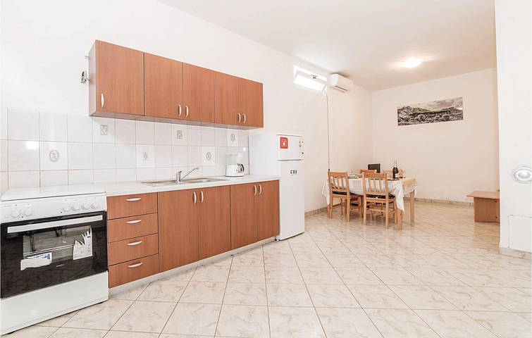 Ferienwohnung für 4 Personen, mit Terrasse in Biograd na Moru - 4