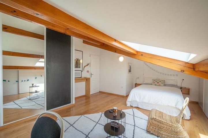 Location de vacances pour 10 personnes, avec jardin et terrasse à Azur - 4