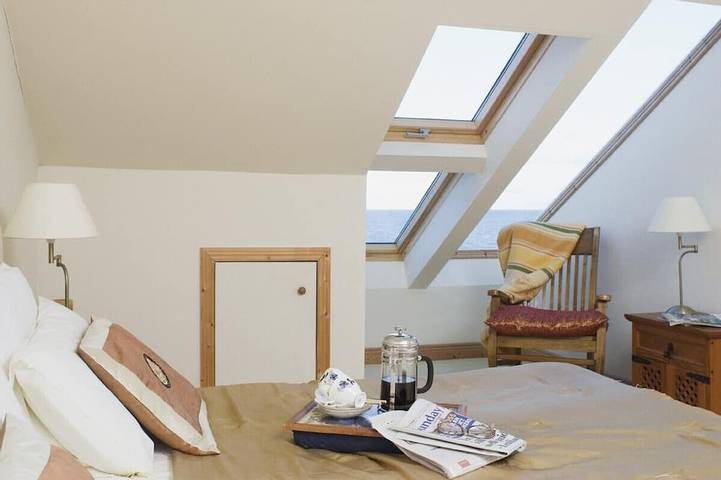 Entire apartment, 1bedroomed+lounge, kitchen and bathroom, sleeps max 3 people in Skerries ED, Fingal