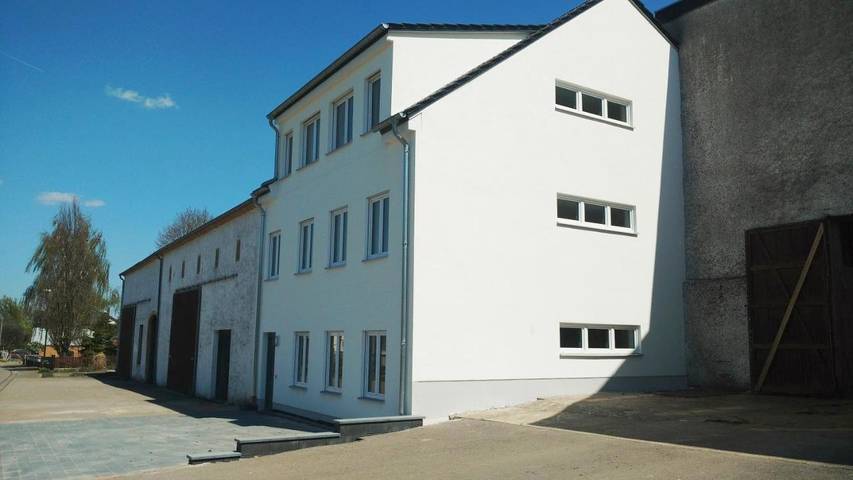 Ferienwohnung für 4 Personen, mit Balkon und Terrasse sowie Garten und Ausblick in Perl