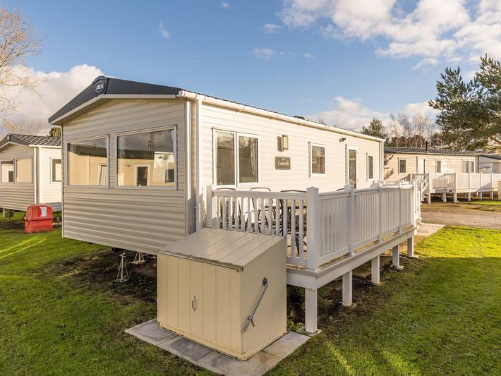 Log cabin for 6 people, with garden in Poole
