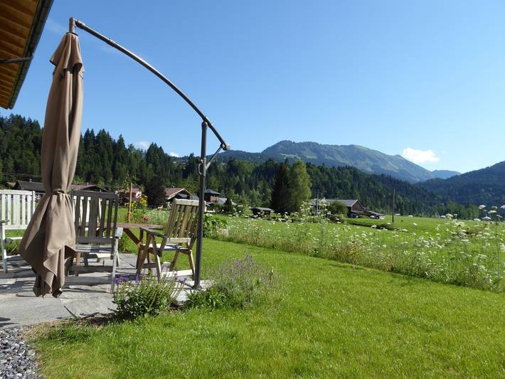 Ferienwohnung für 4 Personen, mit Terrasse und Garten sowie Ausblick, kinderfreundlich im Oberallgäu - 3