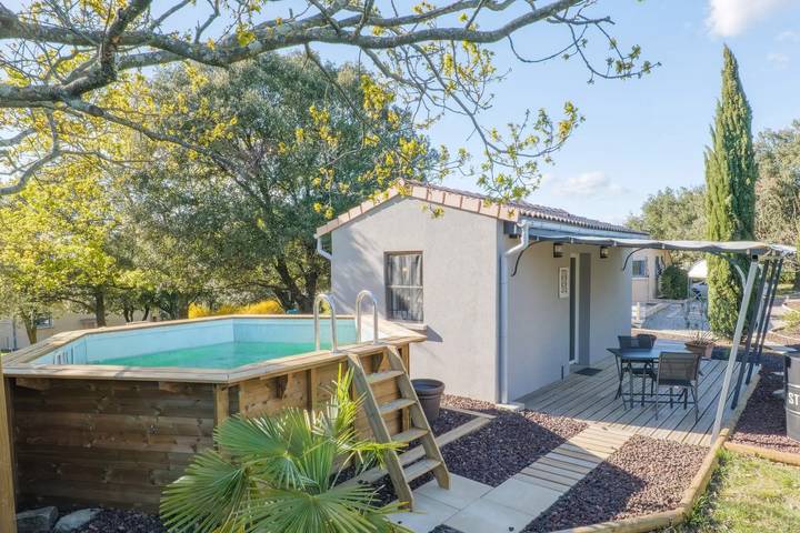 Chambre d’hôte pour 2 personnes, avec jardin, animaux acceptés en Ardèche