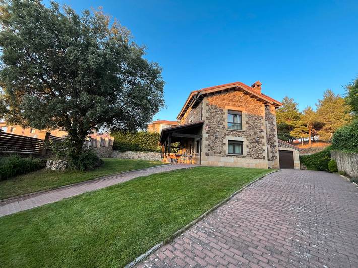 Casa rural para 12 personas, con jardín en Castilla y León - 2
