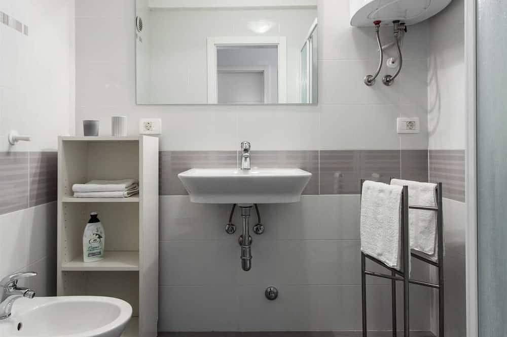 Ganze Wohnung, Wohnung in Monterol mit Terrasse und Garten in Umag, Umag und Umgebung