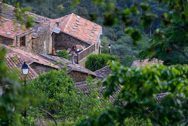 Hostel, com Terraço e Vista em Lousã