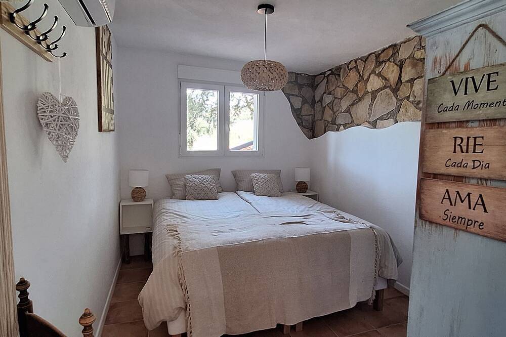 Comfortable guest house in the interior of Andalusia with private pool. in Montefrío, Provincia de Granada