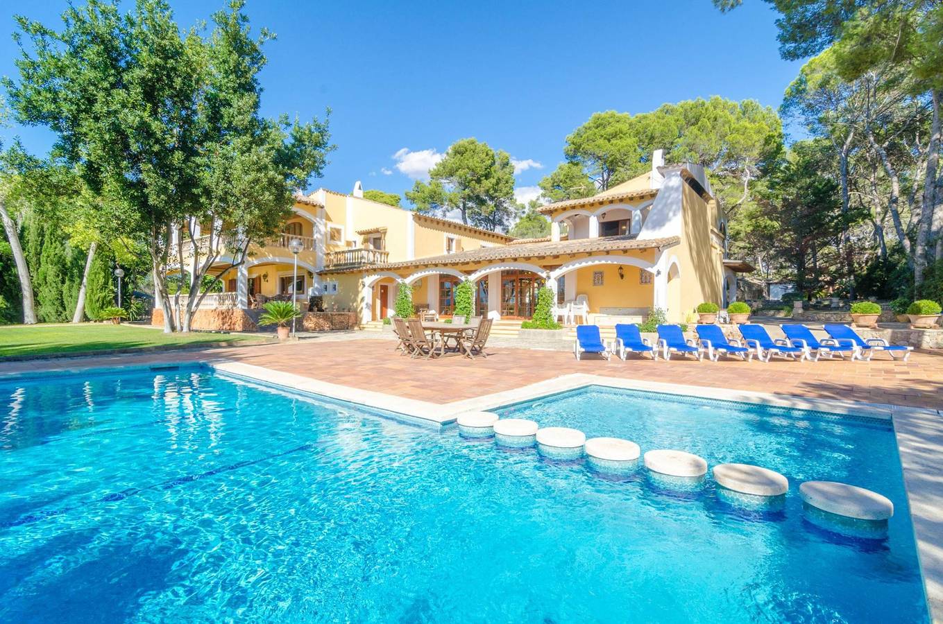 Finca Son Pou - Villa with private pool in Palma de Mallorca / Sant Jordi. Free Wifi in Palma, Mallorca Oeste