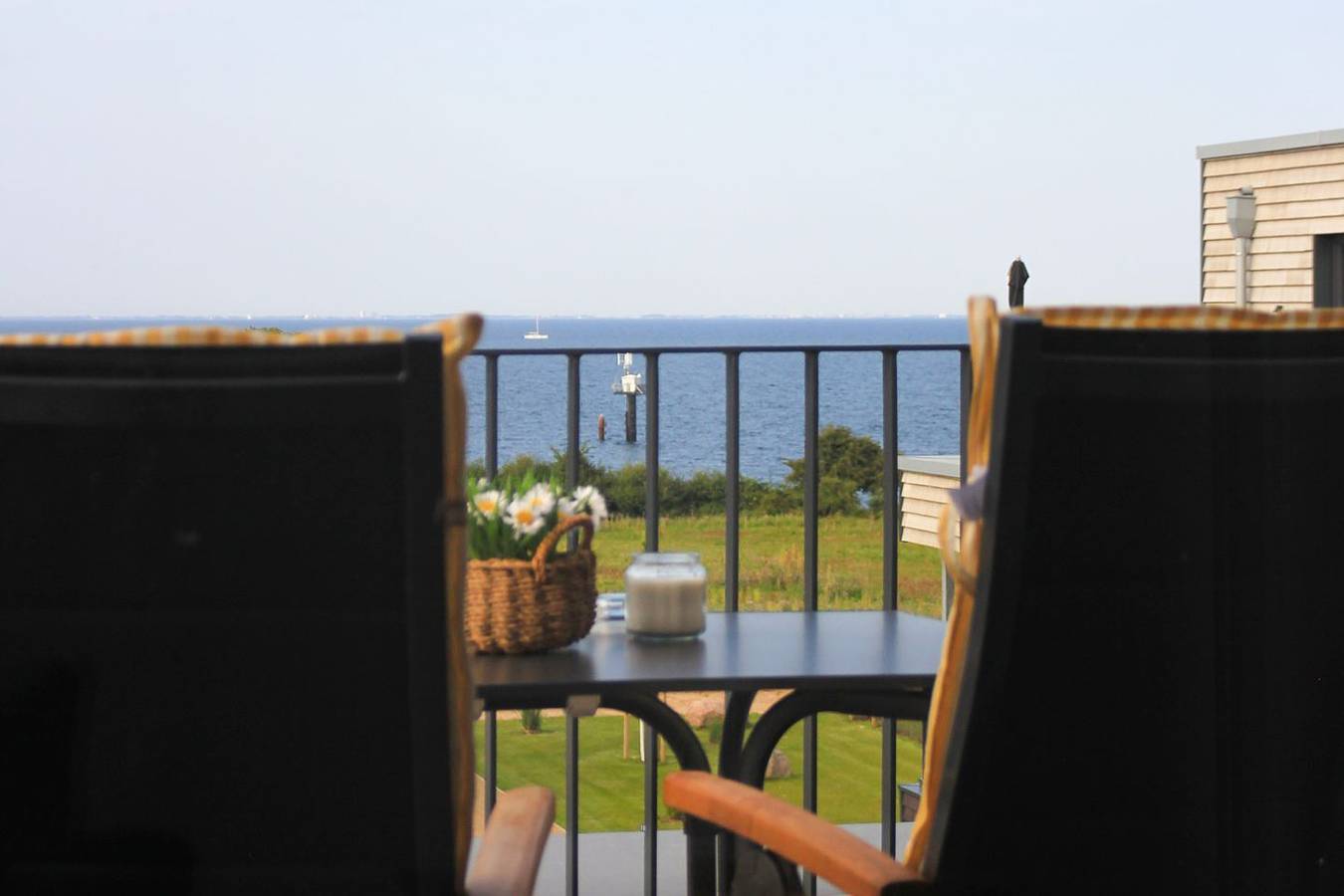Ganze Wohnung, Beltblick 29 – Dachterrasse. Meerblick. Barrierefrei. Ruhe. in Marienleuchte, Fehmarn