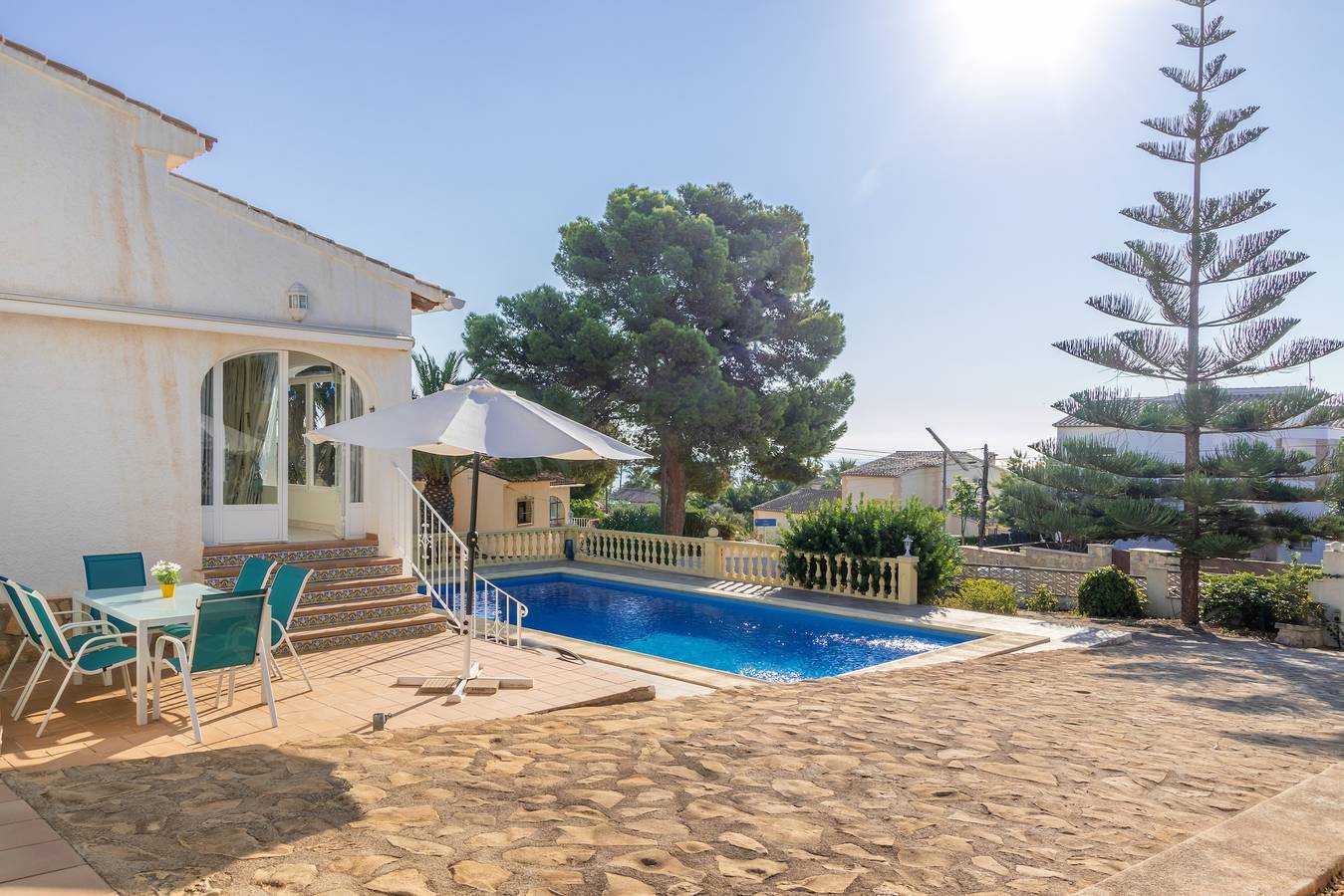 Villa Rosa with Mountain View, Pool, Wi-Fi, A/C, Terrace & Garden in Benissa, Costa Blanca
