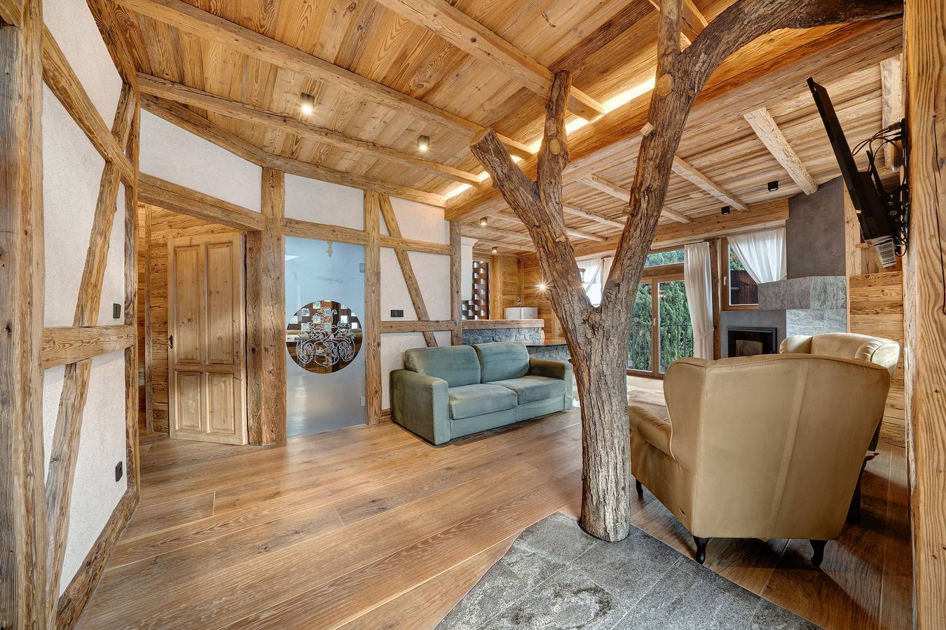 Ganze Wohnung, Ferienwohnung 'Chalet Deluxe' mit Bergblick, Gemeinschaftsgarten und Wi-Fi in Mitterlana, Lana