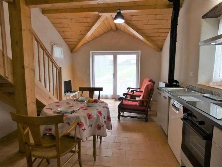 Gîte pour 2 personnes, avec jardin et vue, adapté aux familles à Pey - 3
