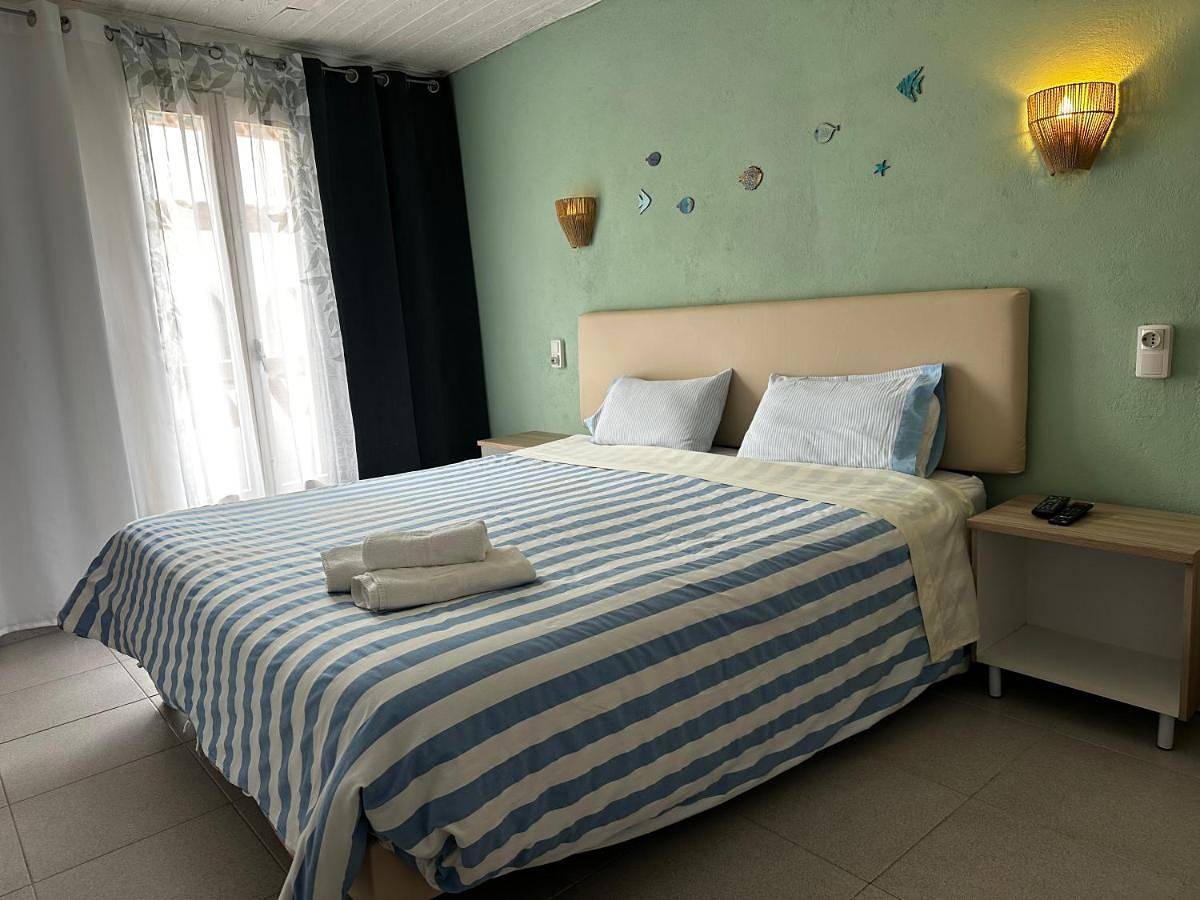 P&R hostals Maria Rosa in Tossa de Mar, Costa Brava
