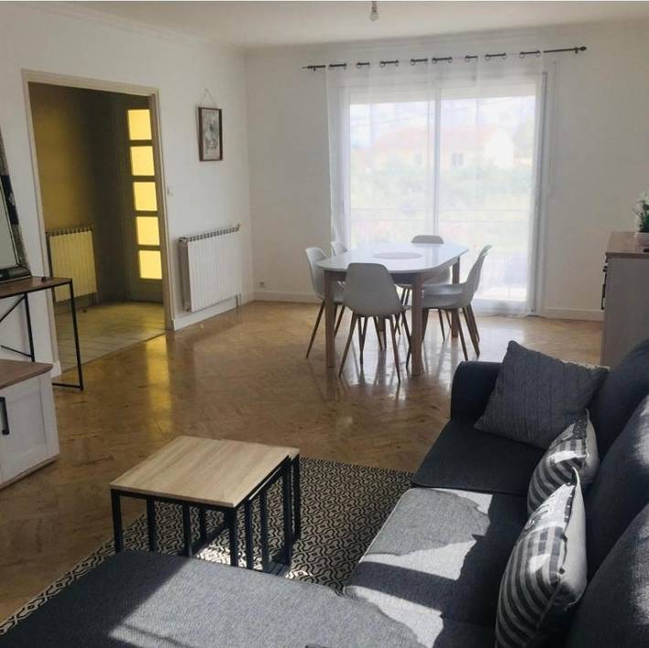 Gîte pour 8 personnes, avec jardin à Buxerolles - 4