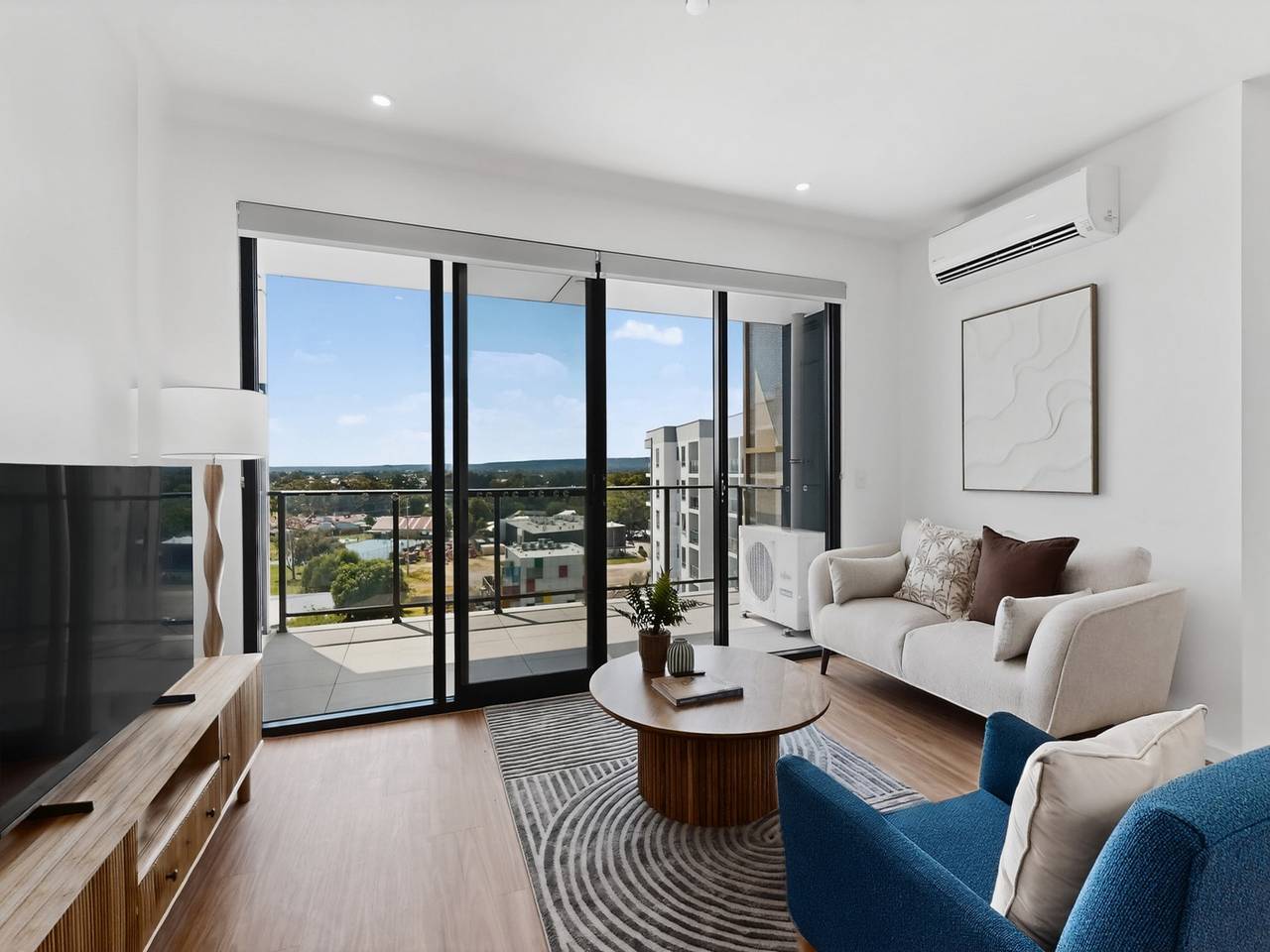 Hel leilighet, Moderne, nyinnredet leilighet med komplett kjøkken in Cannington, Perth