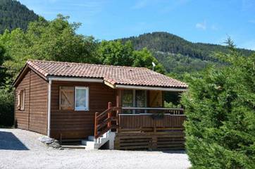 Maison de campagne pour 5 personnes, avec terrasse à Roquefeuil