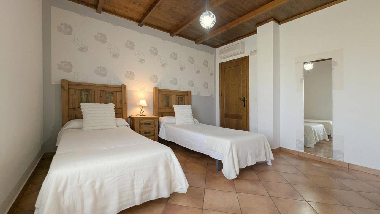 Casa rural con piscina Los Cortinales in La Zarza, Provincia de Badajoz