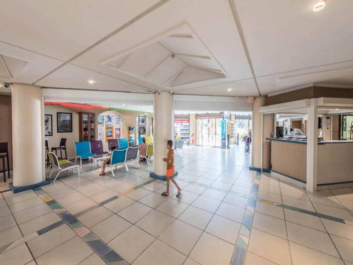 Appartement de vacances pour 4 personnes, avec piscine et balcon, animaux acceptés à Cannes