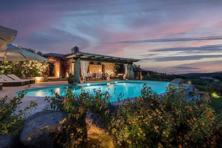 Villa pour 19 personnes, avec piscine et jardin à Cala di Volpe